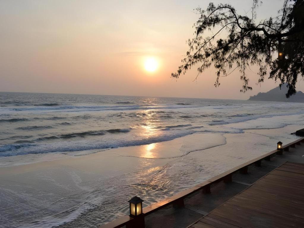 Baan Talay Dao Resort Hua Hin Bagian luar foto