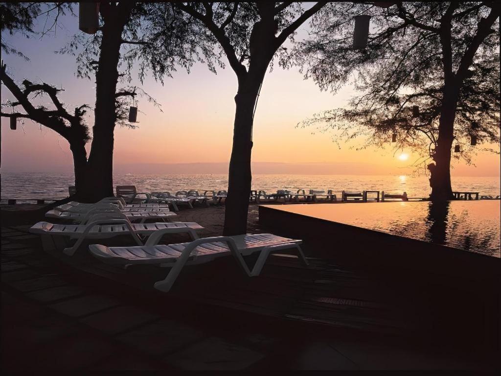 Baan Talay Dao Resort Hua Hin Bagian luar foto