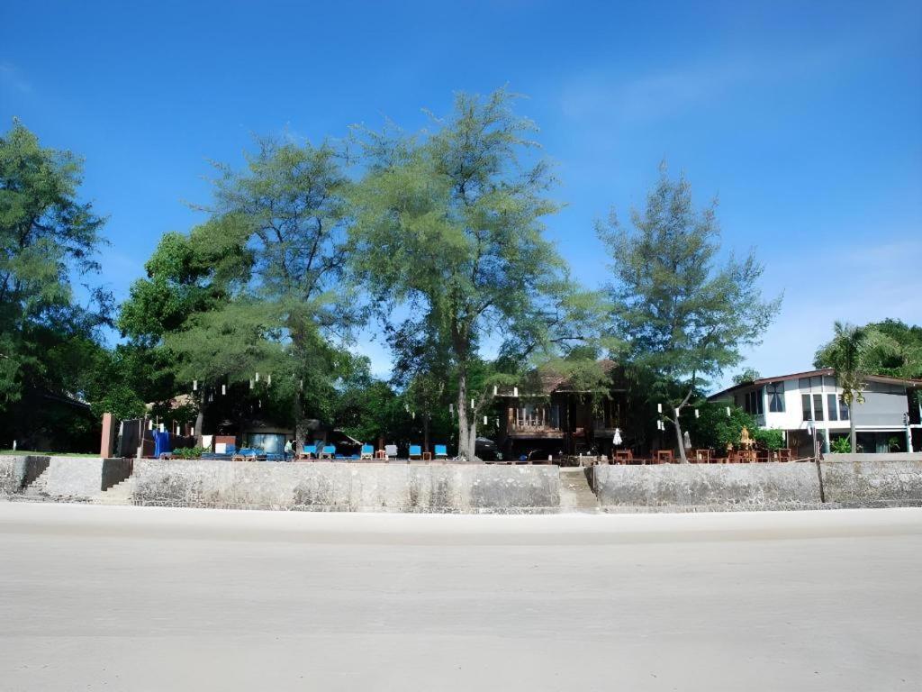 Baan Talay Dao Resort Hua Hin Bagian luar foto